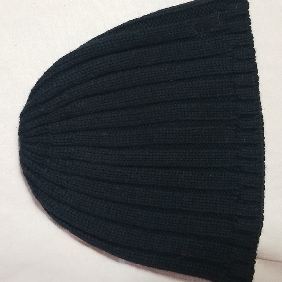 JUICY COUTURE Winter Hat - Picture 2 of 7